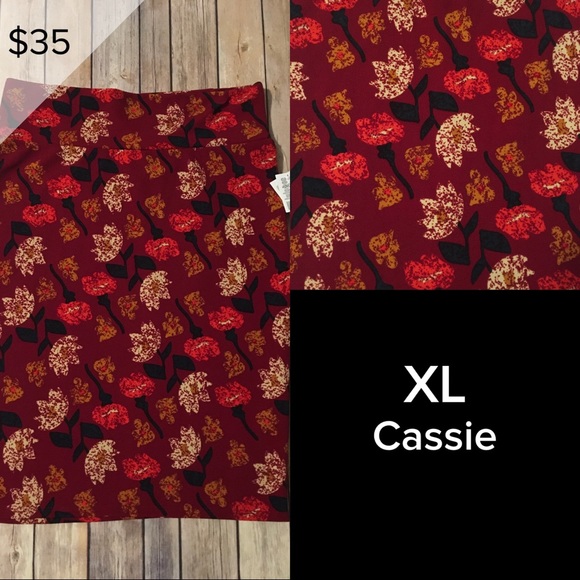 Jupe LuLaRoe Cassie - Imprimé Floral Rose Et Rouge, Taille XS, Occasion Très Bon état